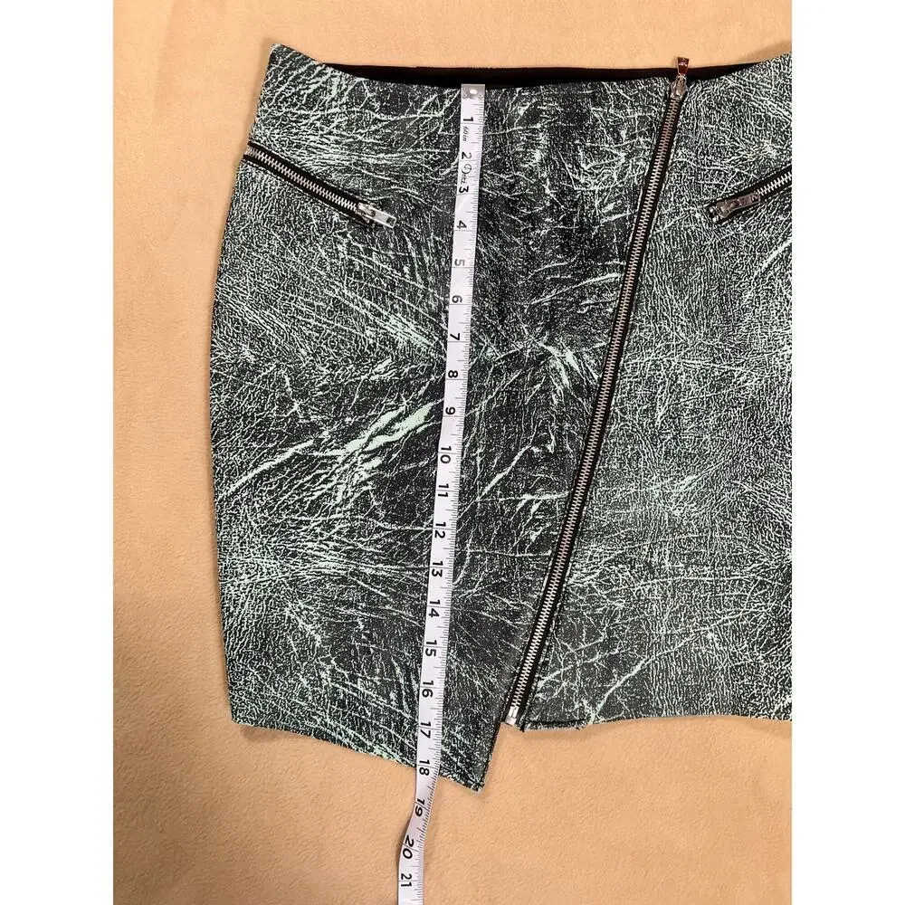 Y2K Guess Mini Skirt Grunge‎ Asymmetrical Green Black Zippered Womens Medium NWT